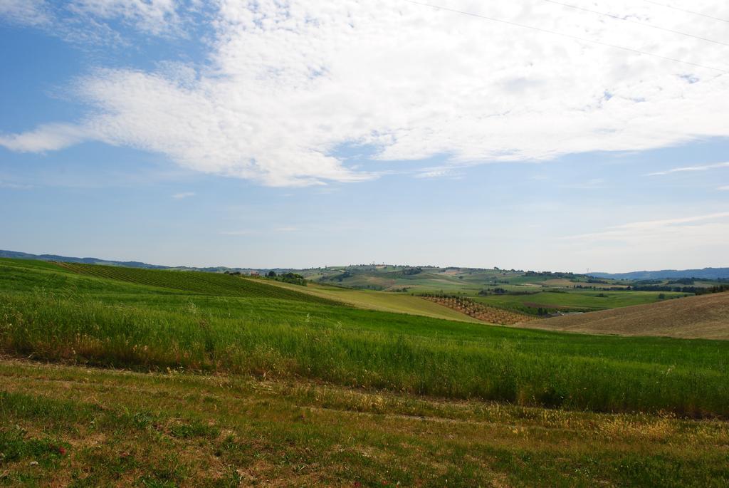 הוילה Montenero d'Orcia Agriturismo Parmoleto מראה חיצוני תמונה